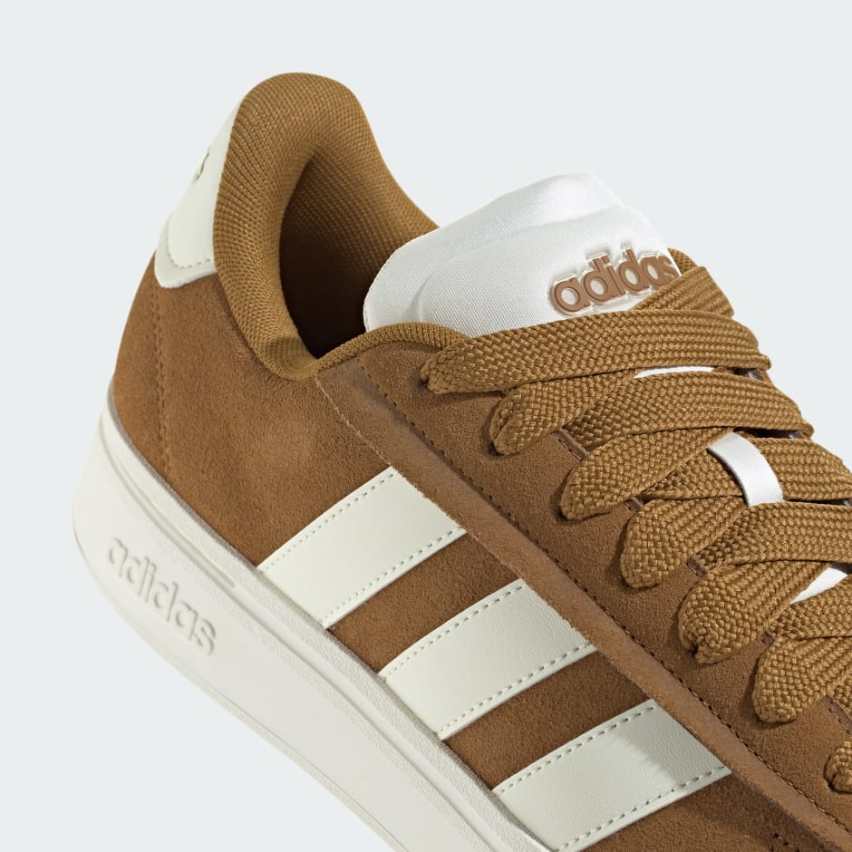 Tenis Grand Court Alpha