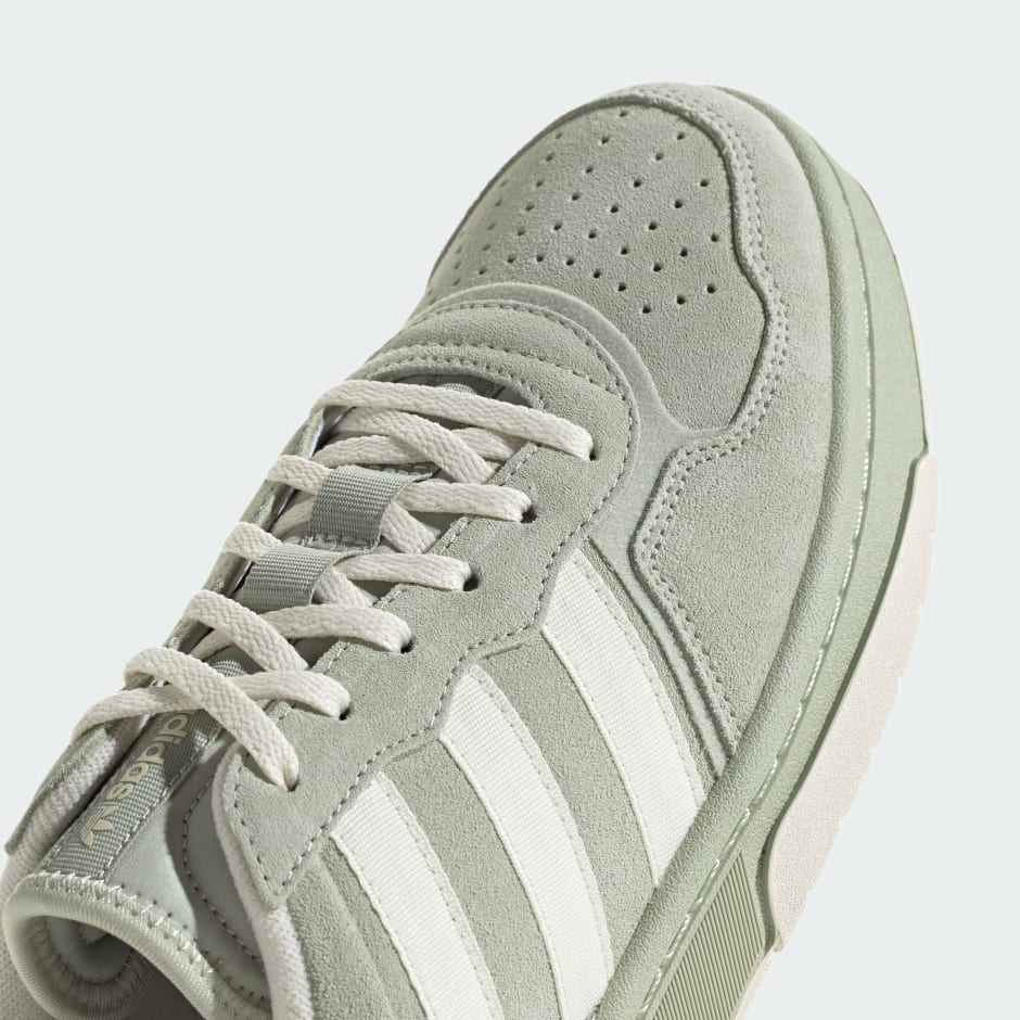 Court Refit Shoes