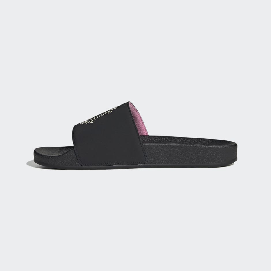 شبشب Adilette x André Saraiva