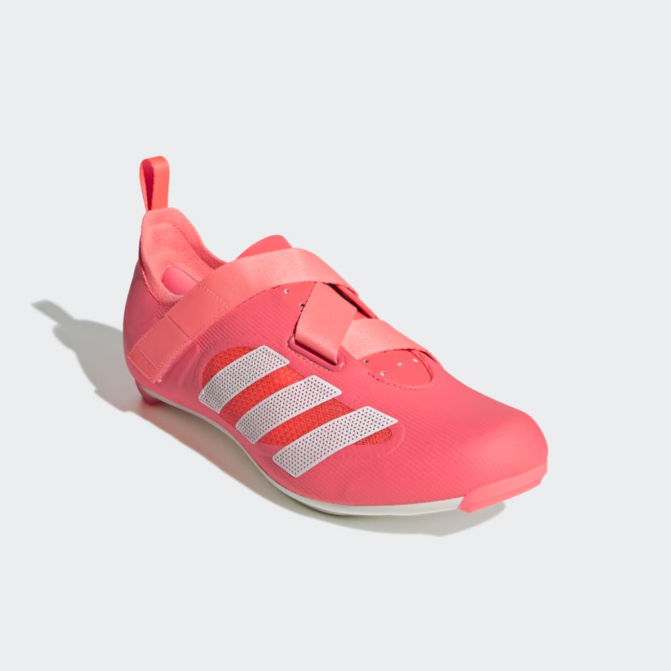THE INDOOR CYCLING SHOE
