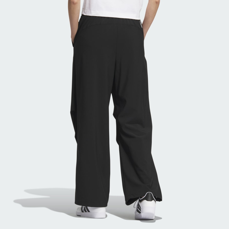 Must Haves Logo Woven Pant