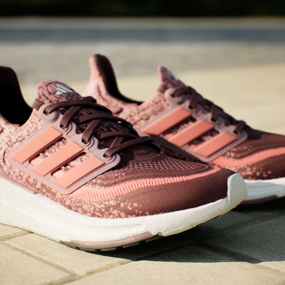 Adidas boost women rose gold hotsell