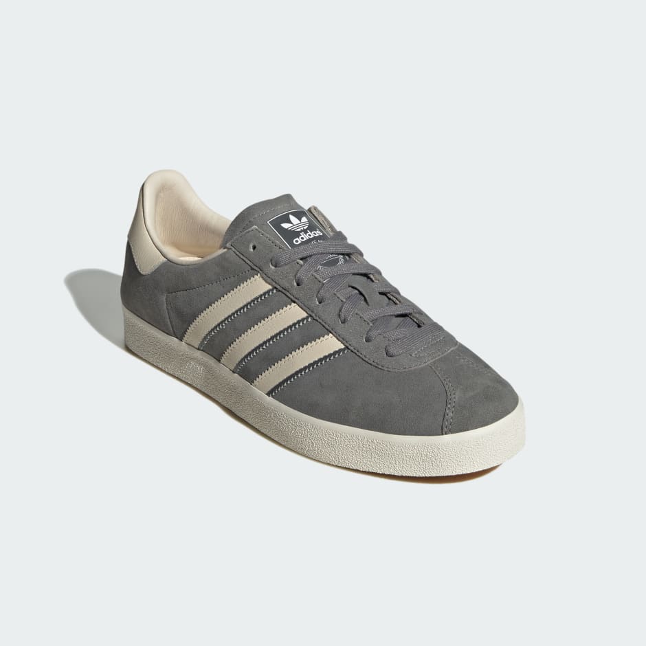 Gazelle 85 Shoes