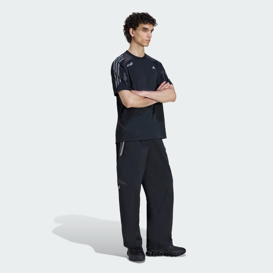 TRICOU F50 CU M&Acirc;NECĂ SCURTĂ