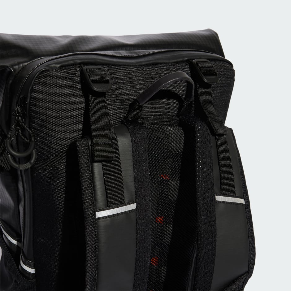 Rucsac adidas cu sistem de organizare adaptiv
