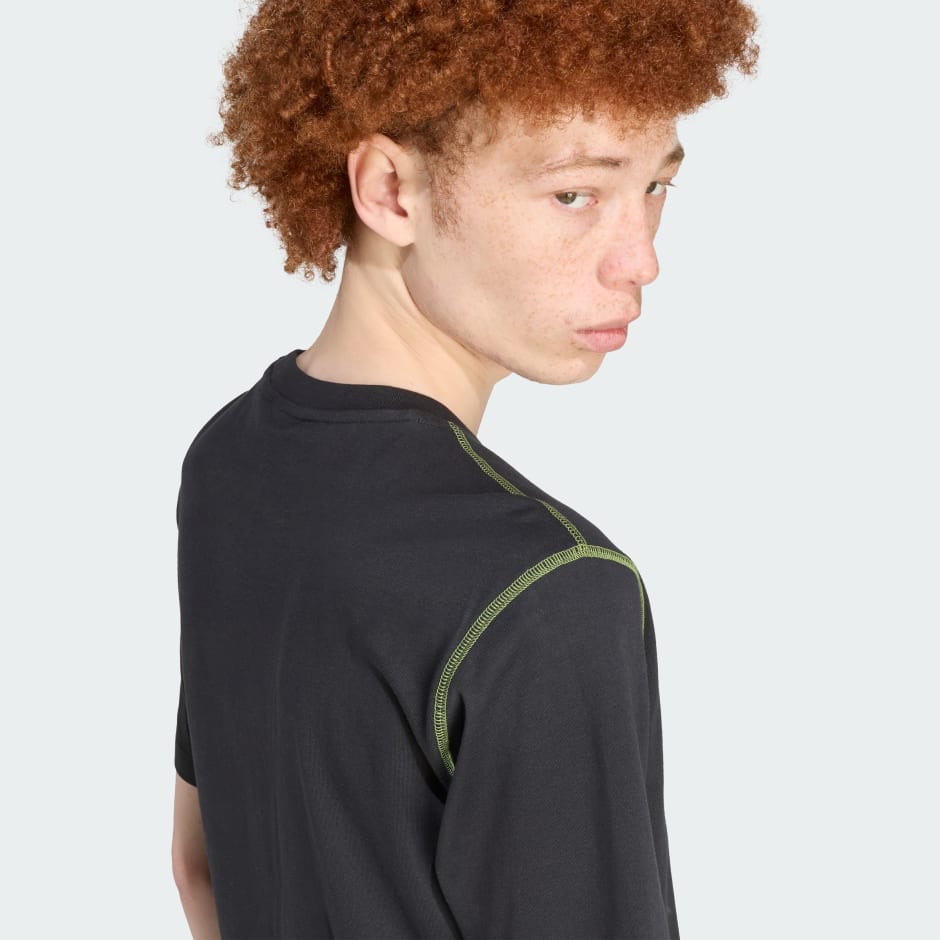 טי שירט Distressed Graphic