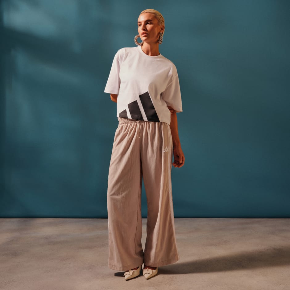 Essentials 3-Stripes Lifestyle Woven Parachute Pants