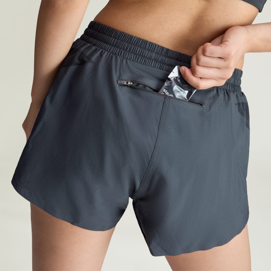 Pantaloni scurți de alergare adidas by Stella McCartney