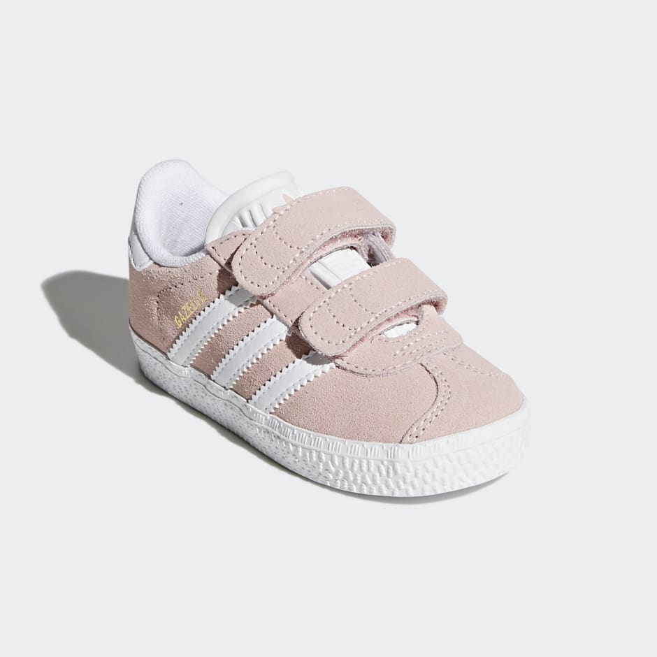 Sinds Christus Platteland Kids Shoes - Gazelle Shoes - Pink | adidas Oman