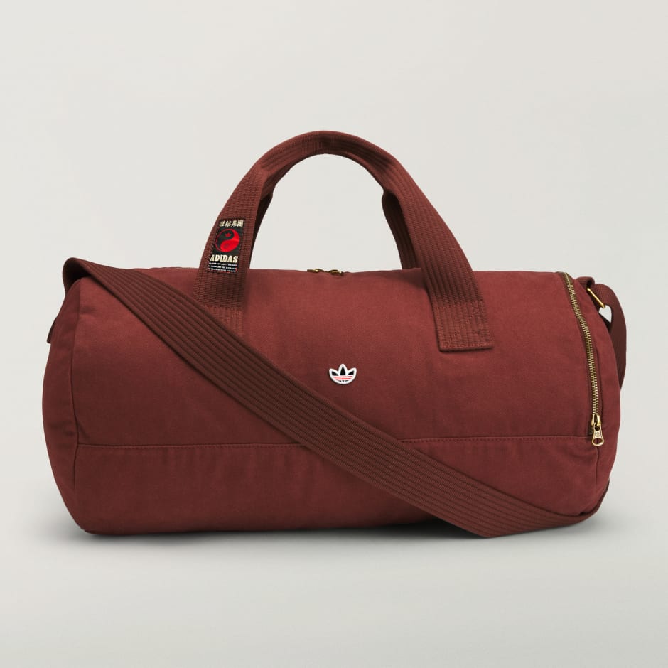 GEANTĂ CLOT BARREL BY EDISON CHEN