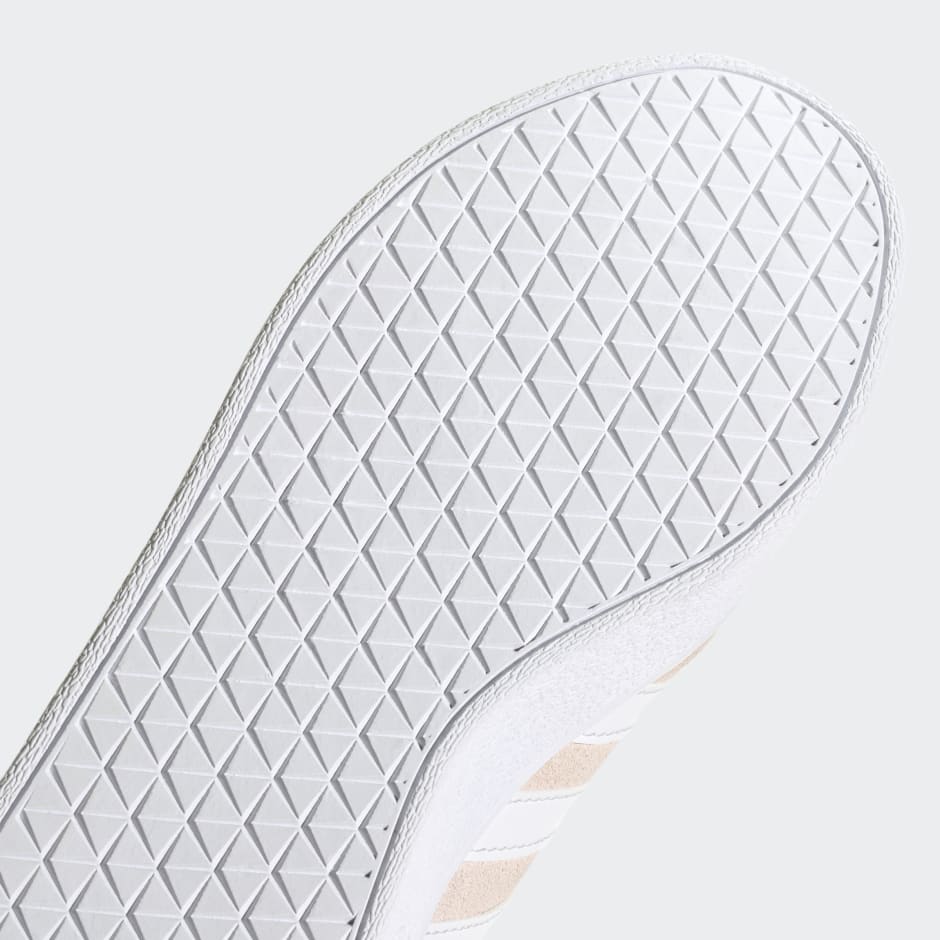 VL Court 2.0 Suede Shoes