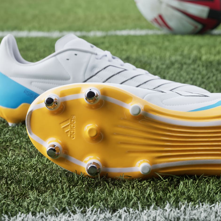 RS15 Elite Soft Ground Rugby Boots