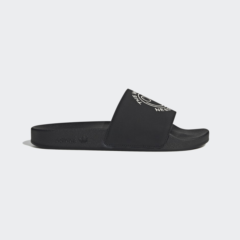 شبشب Adilette x André Saraiva