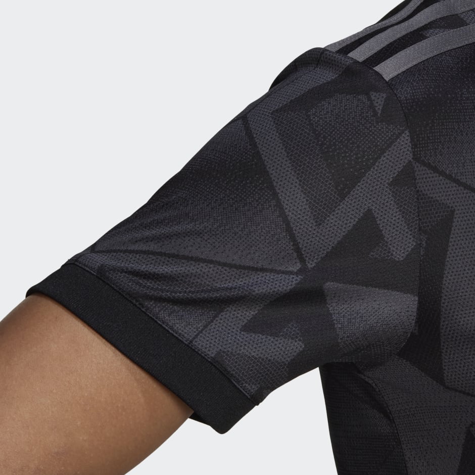 Arsenal 22/23 Away Jersey