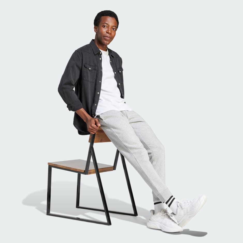 adidas Essentials Fleece Tapered Cuff Big Logo Pants - Grey | adidas UAE