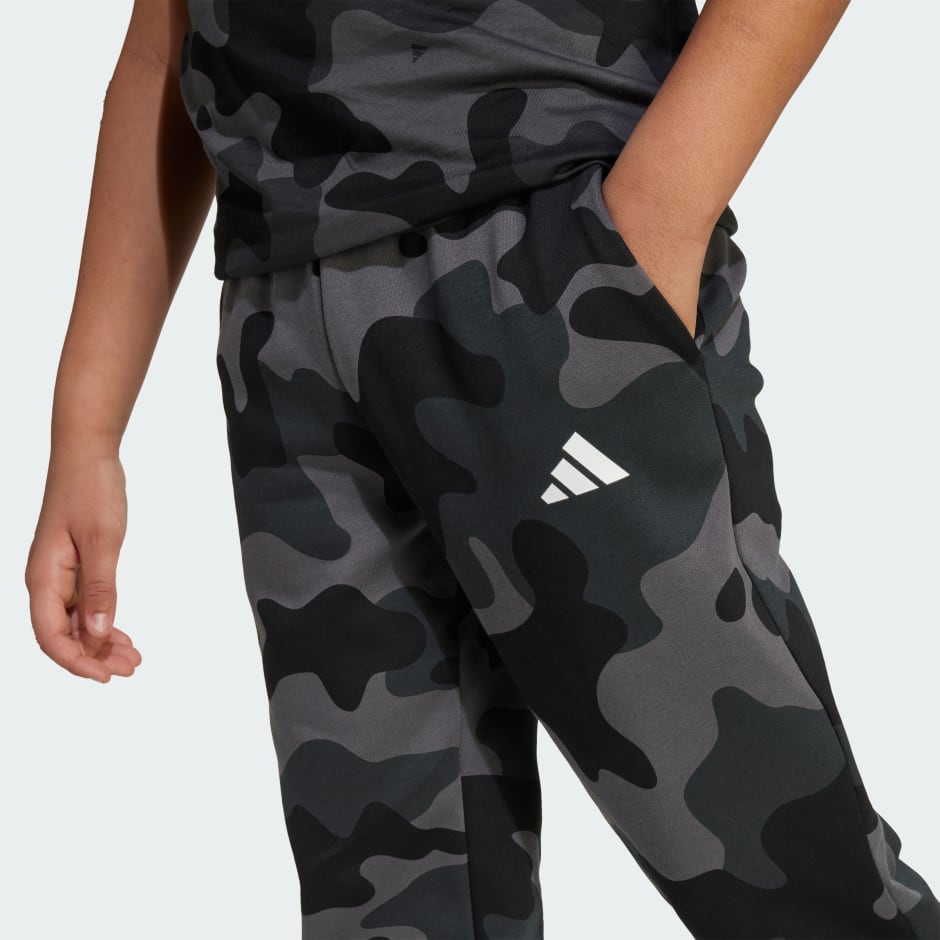 Seasonal Essentials Camo Fleece Pant Kids