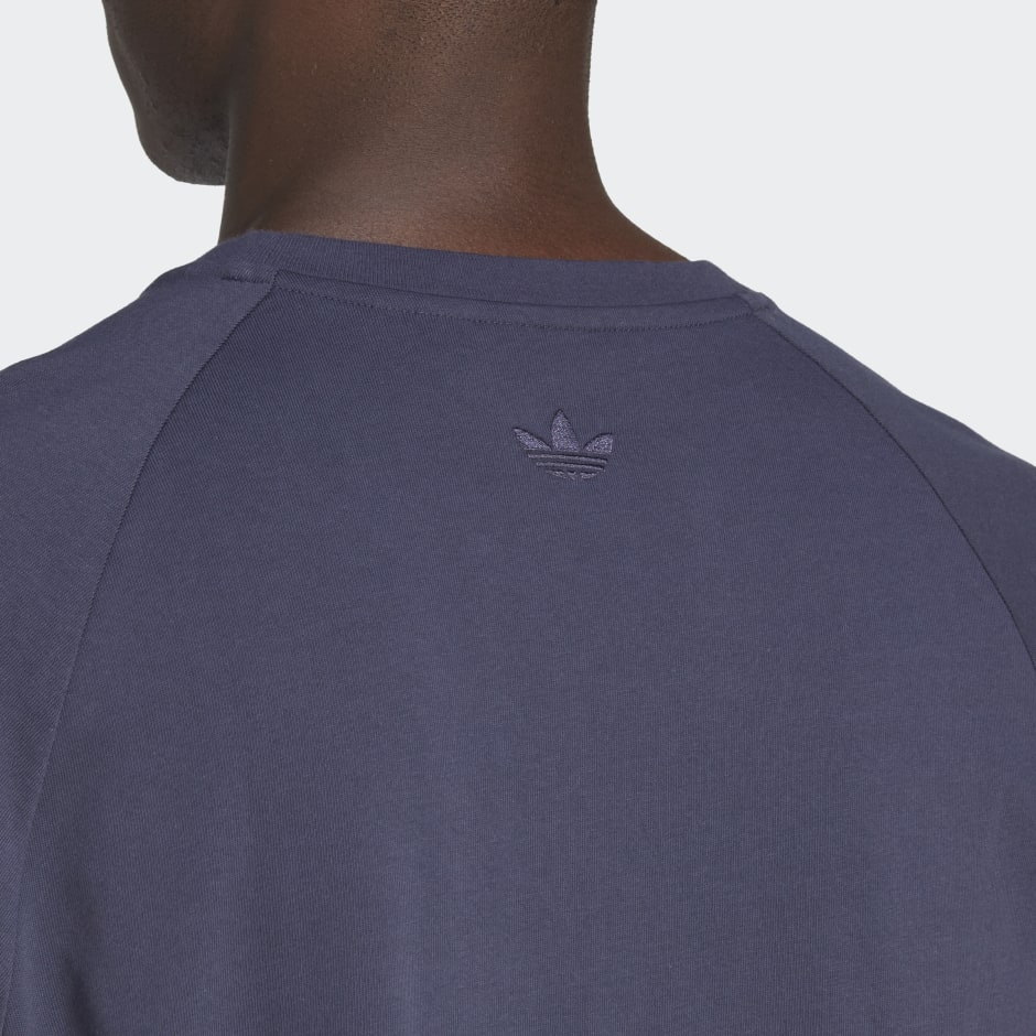 EMBROIDERED TEE