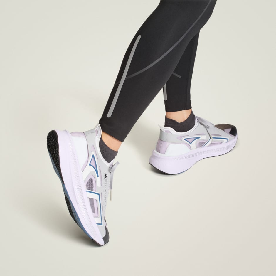 נעלי אדידס Ultraboost 5 מאת סטלה מקרטני
