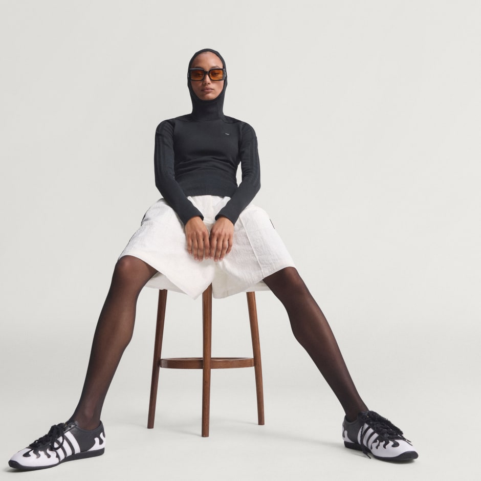 KNITTED HOODED LONG SLEEVE