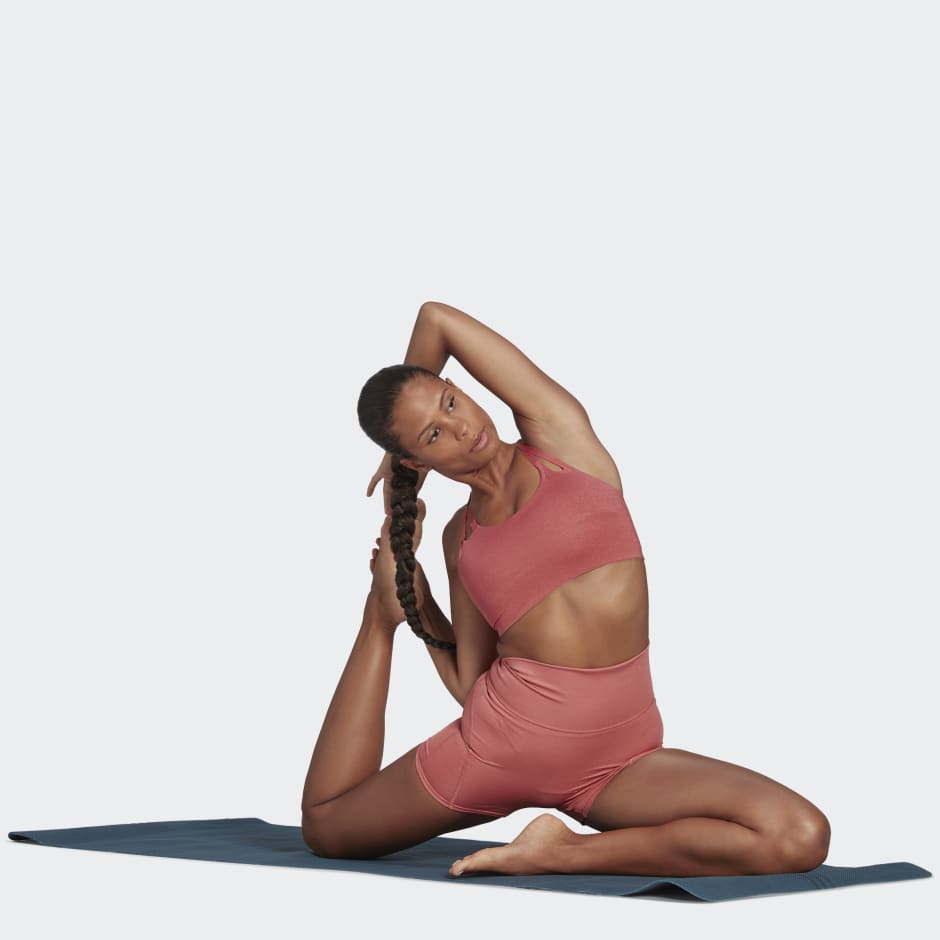 Yoga Studio Luxe Fire Super-High-Waisted Short Leggings