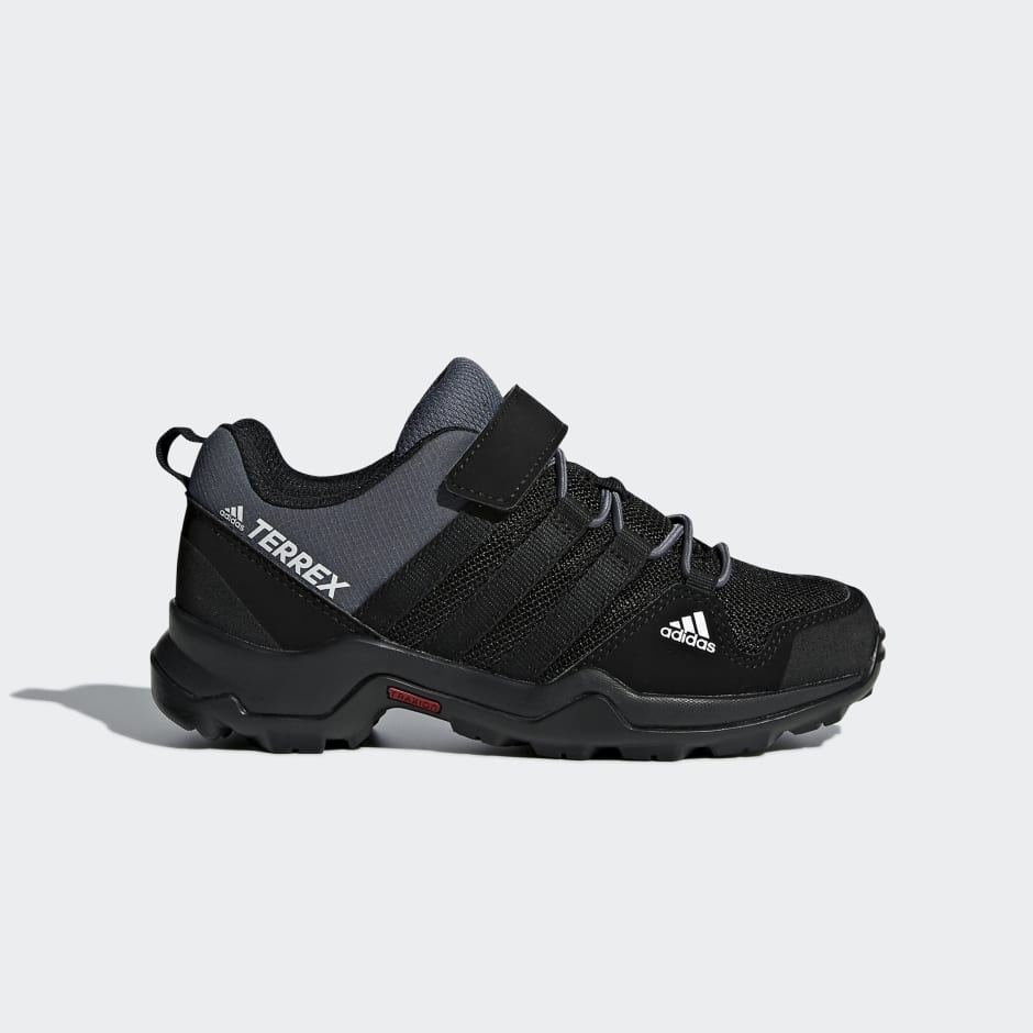 adidas CF Hiking - Black | OM