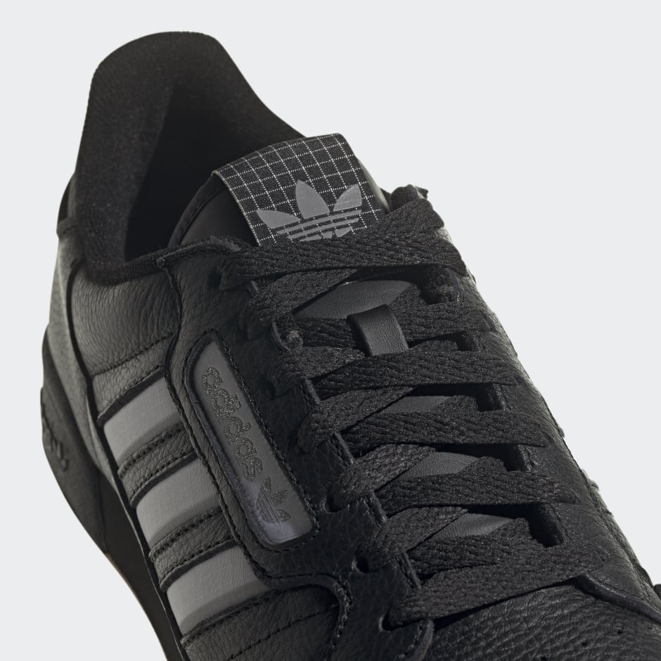 adidas shoes with black stripes