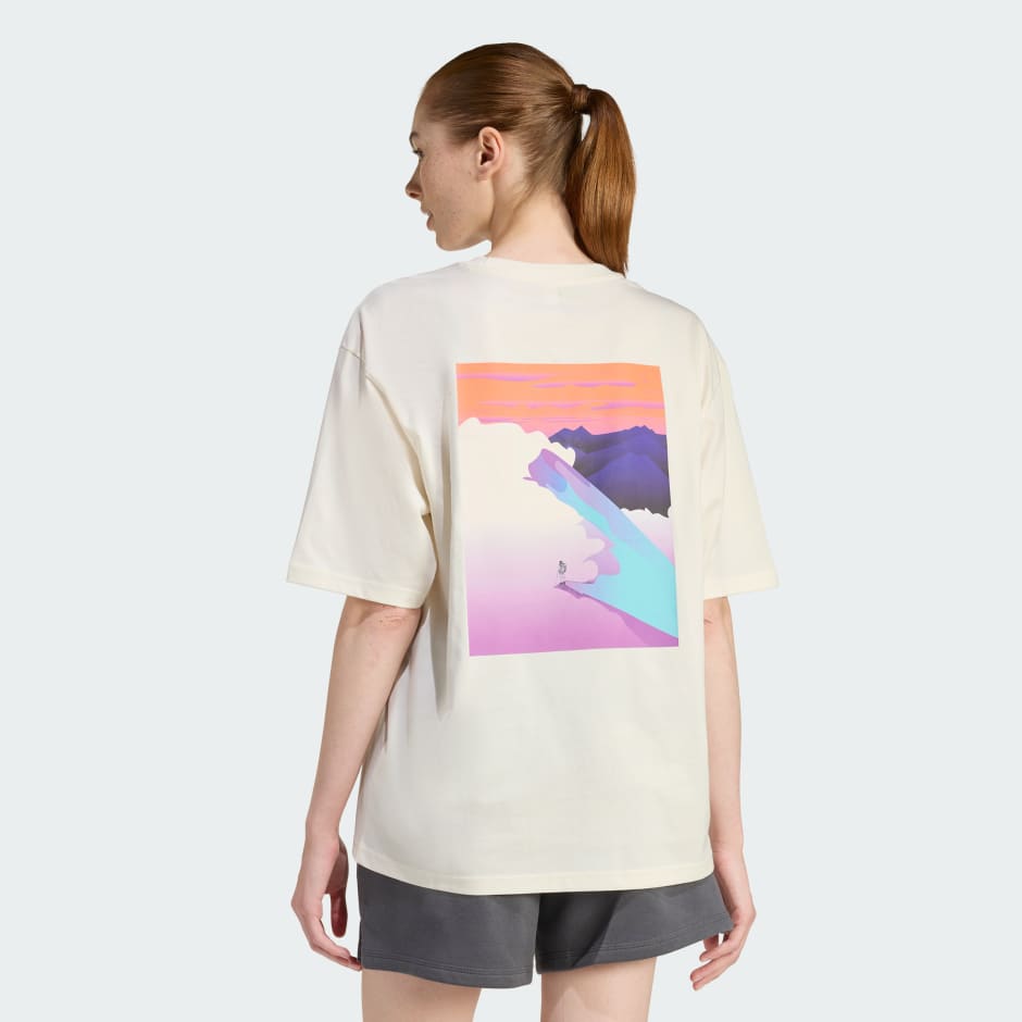 OUTDOOR ADVENTURE GRAPHIC T-SHIRT