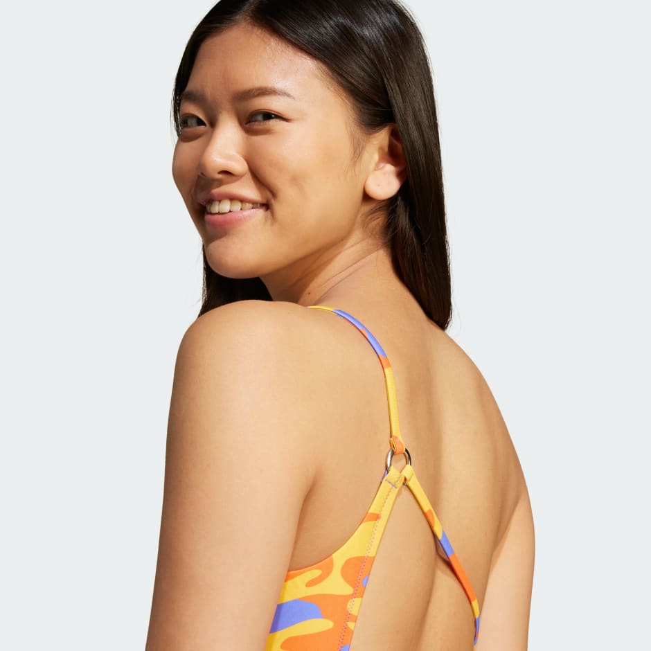 Costum de baie cu ilustrație