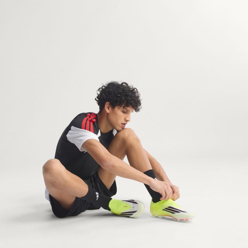 F50 ELITE Laceless Firm Ground Football Boots