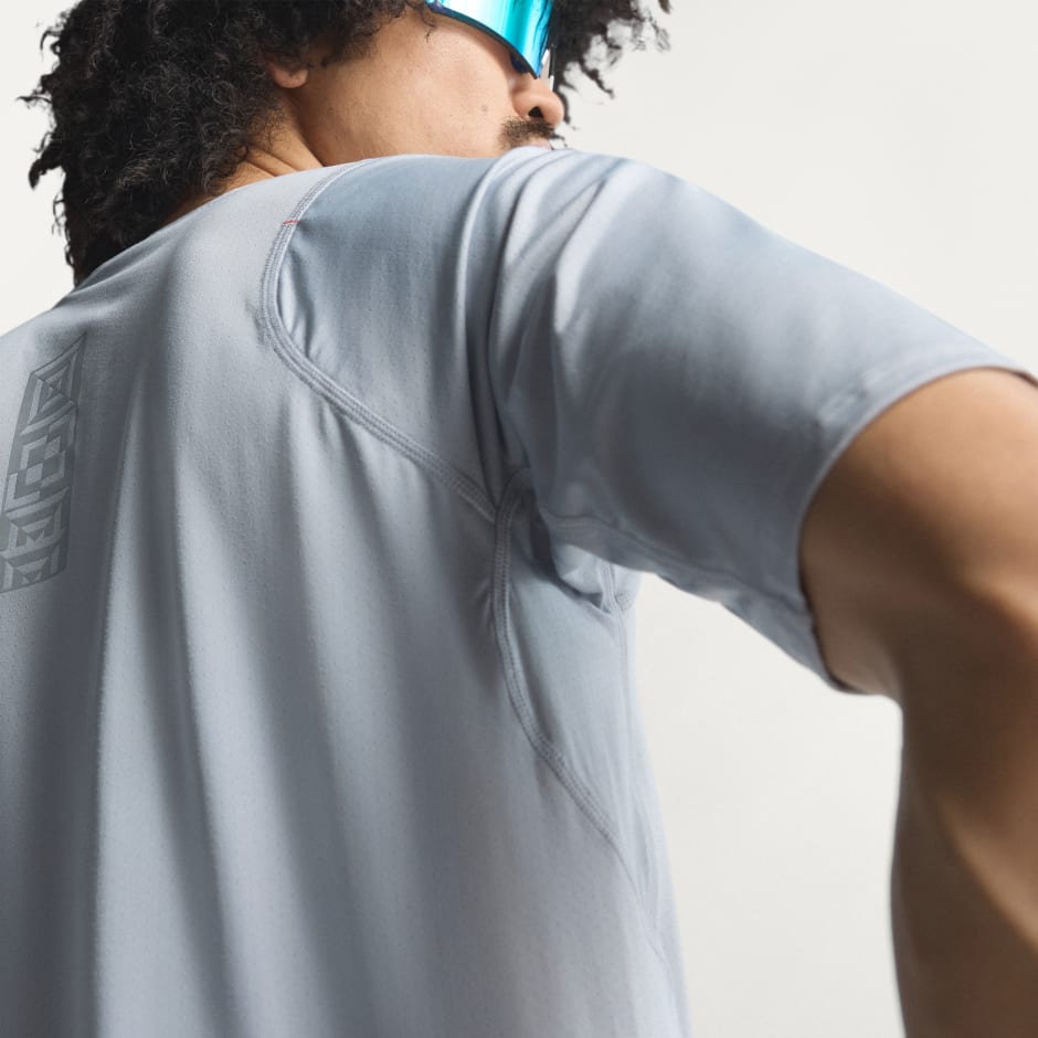 Adizero Ekiden 跑步 T 裇