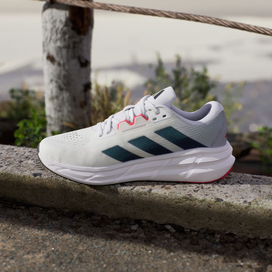 Questar 3 Running Shoes