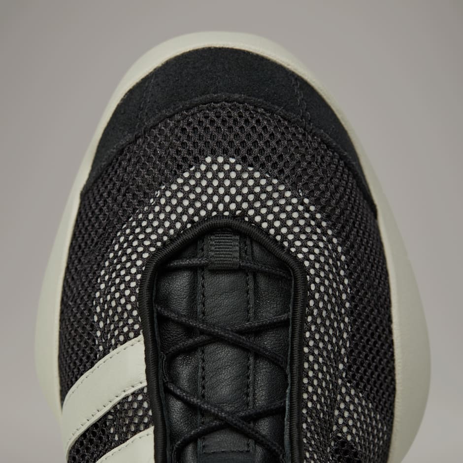 Shoes - Y-3 Regu Boot - Black | adidas South Africa