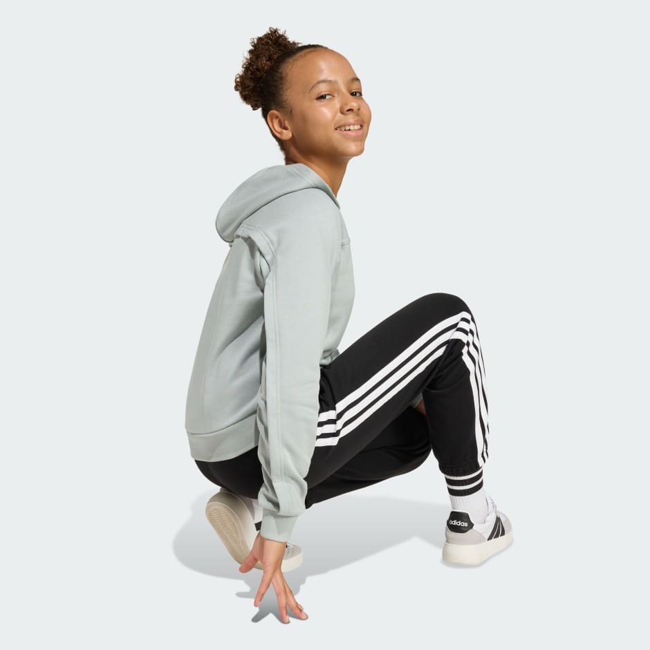 Junior Girl Holiday Glam Cropped Sweatshirt