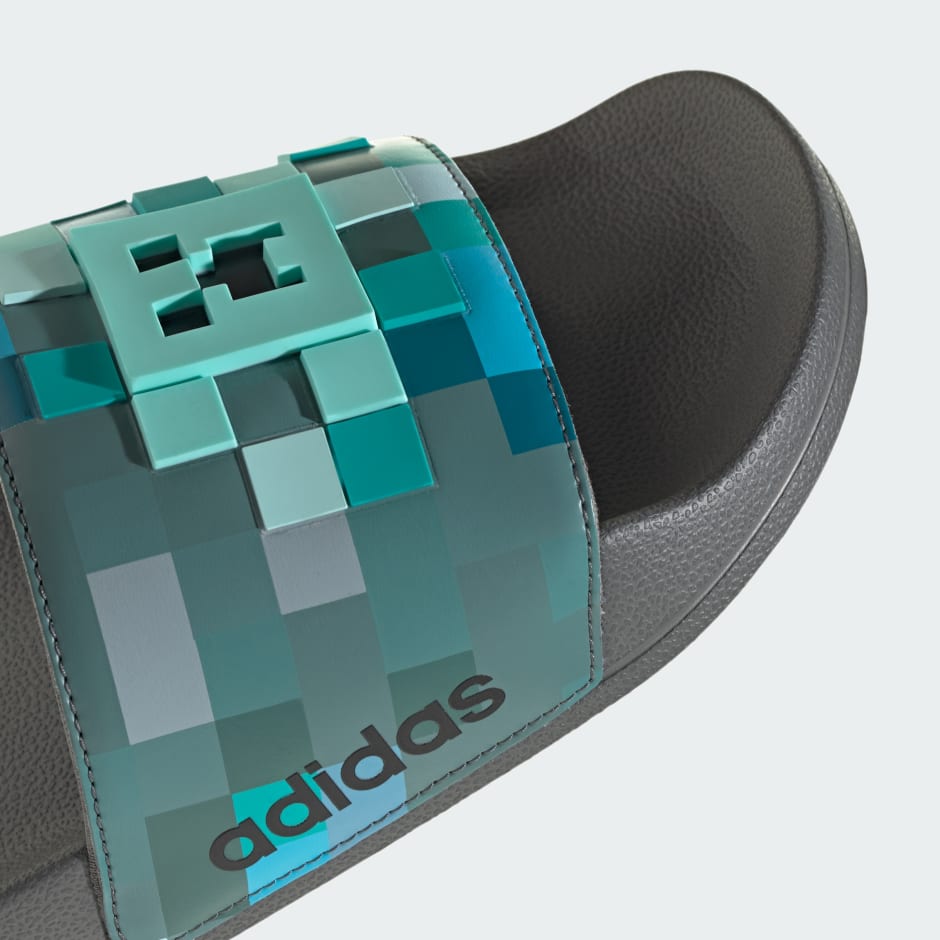 ADILETTE SHOWER MINECRAFT SLIDES
