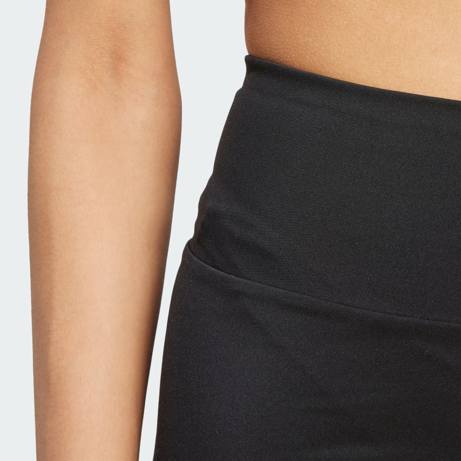 Pantaloni scurți Essentials