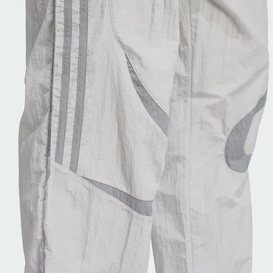 Adicolor 2000s Woven Track Pants