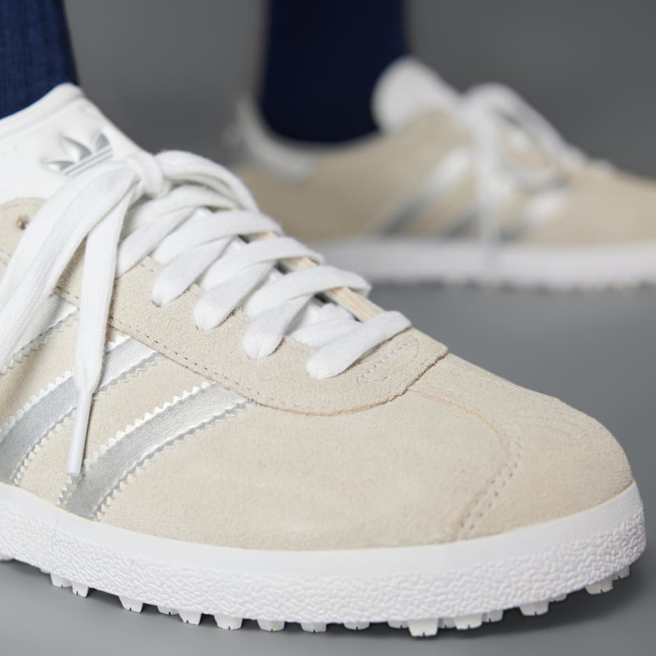 Gazelle Spikeless Golf Shoes