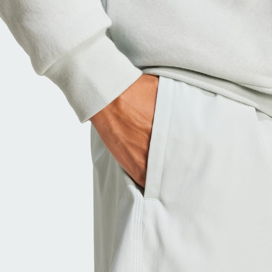 City Escape Woven Shorts