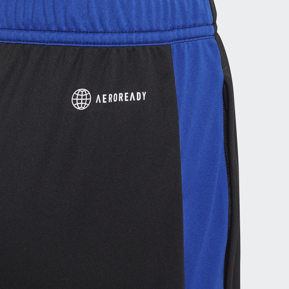 Tiro Essentials Shorts