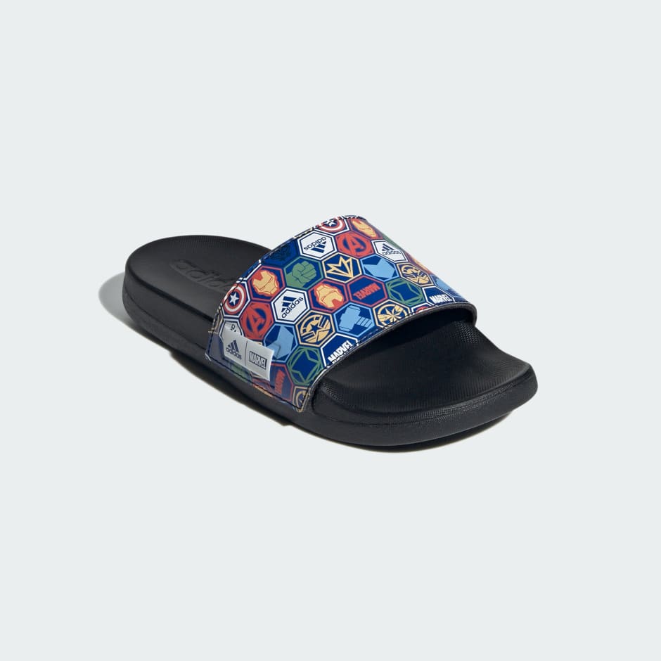 شبشب للأطفال Adilette Comfort x Marvel