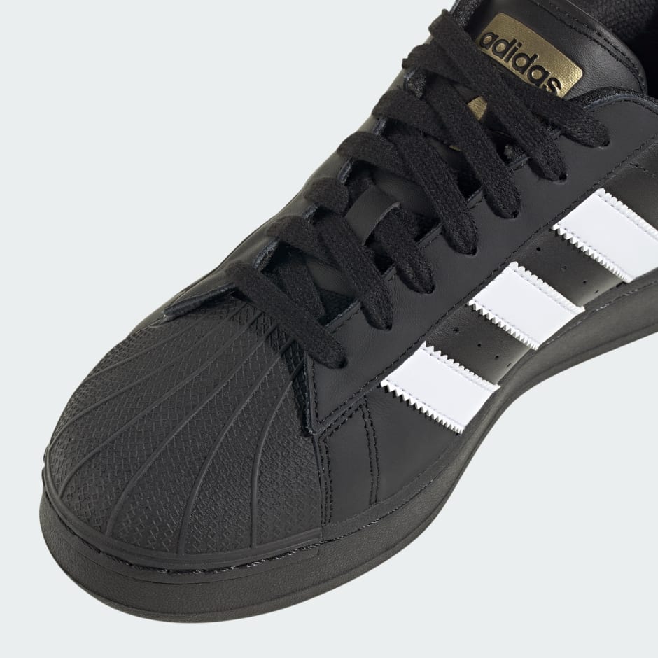 Men's shoes adidas Superstar Xlg Core Black/ Core Black/ Gold Metallic