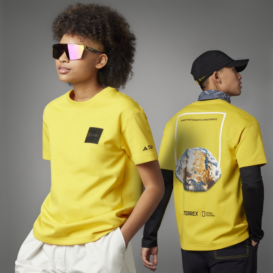 skære Evaluering kalv Clothing - National Geographic Graphic Short Sleeve Tee - Yellow | adidas  Oman