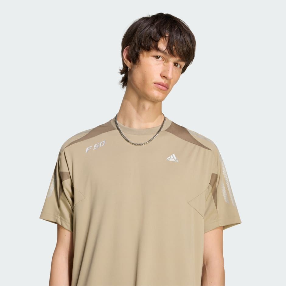 TRICOU F50 CU M&Acirc;NECĂ SCURTĂ