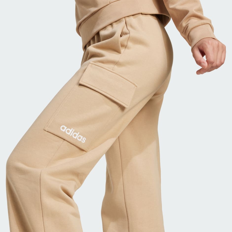 Pantaloni cargo din fleece Essentials, cu linii simple