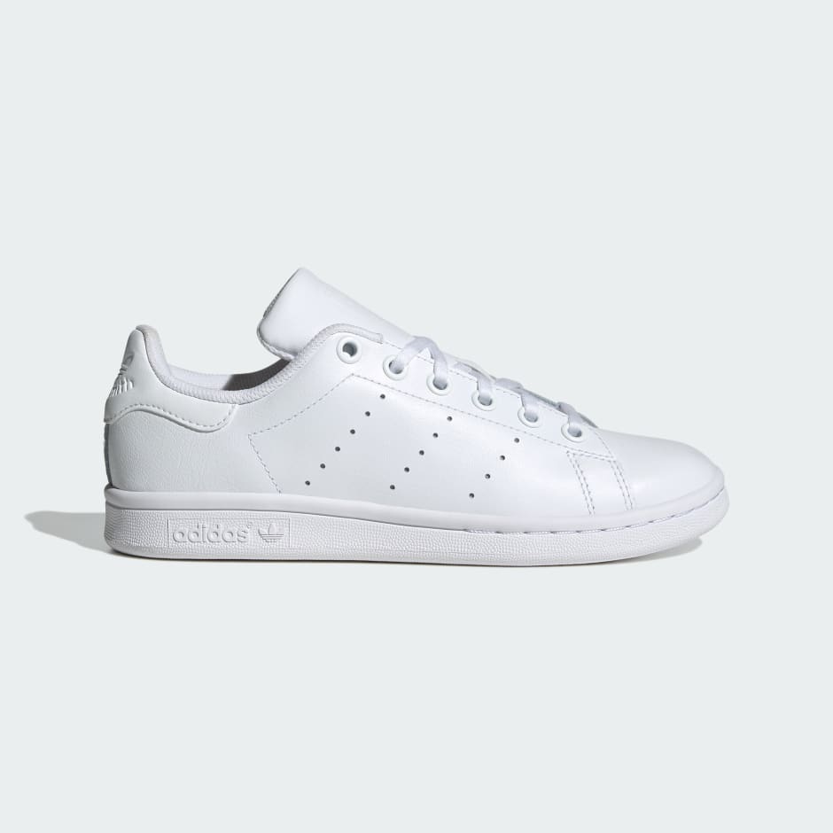 STAN SMITH J