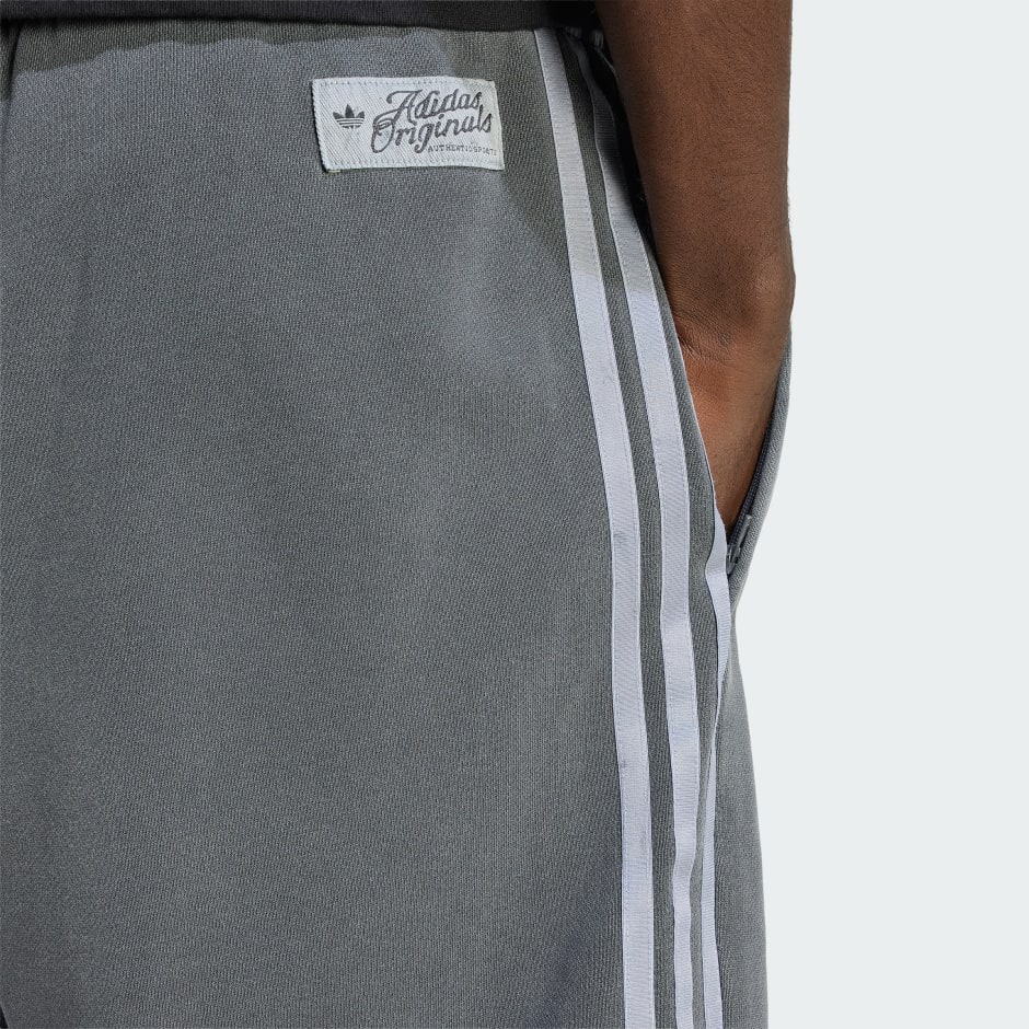 ADIDAS ORIGINALS - WASHED GRAPHICS BASKETBALL SHORTS