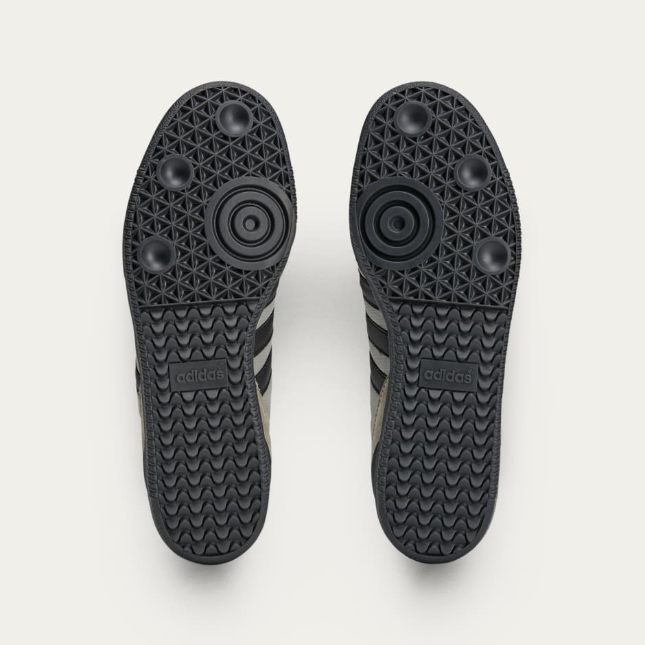 100 Thieves Palos Hills Shoes