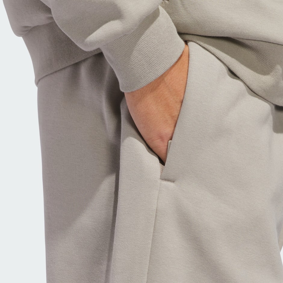 adidas Basketball Fleece Joggers (Gender Neutral)