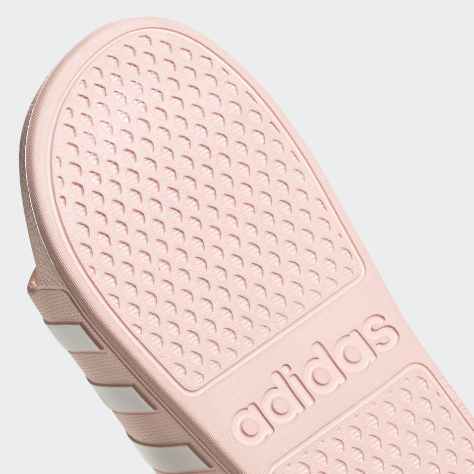 Adilette Aqua Slides