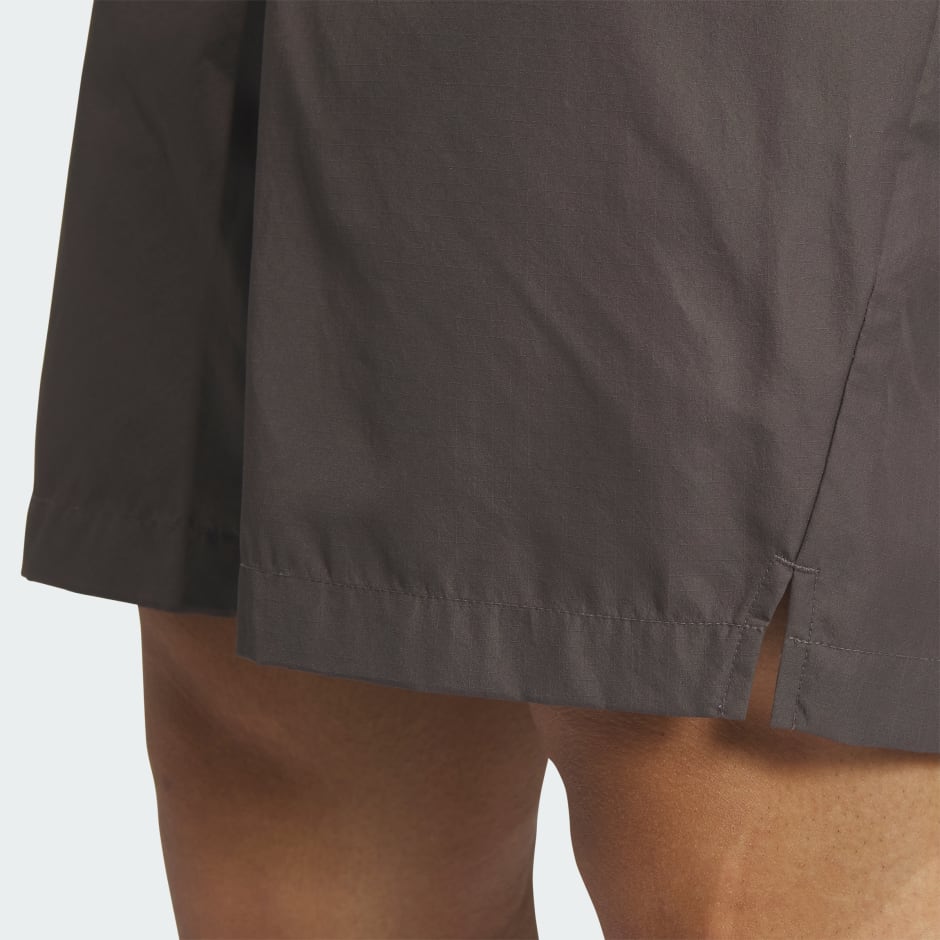 City Escape Woven Shorts